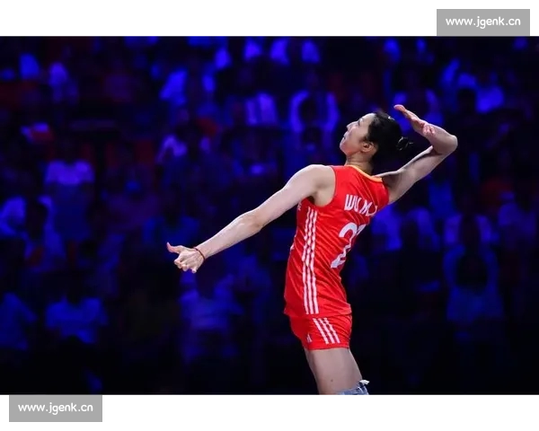 中国女排新周期首秀告捷年轻阵容展现顽强拼搏精神与希望开启新征程